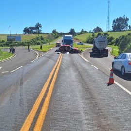 Acidente no Contorno Leste aconteceu na manhã desta segunda-feira (18)