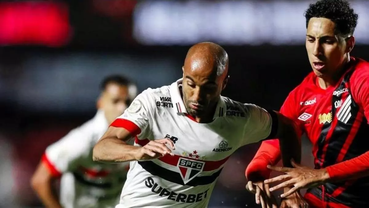 Athletico se mantém na ZR após derrota de 2 a 1 contra São Paulo