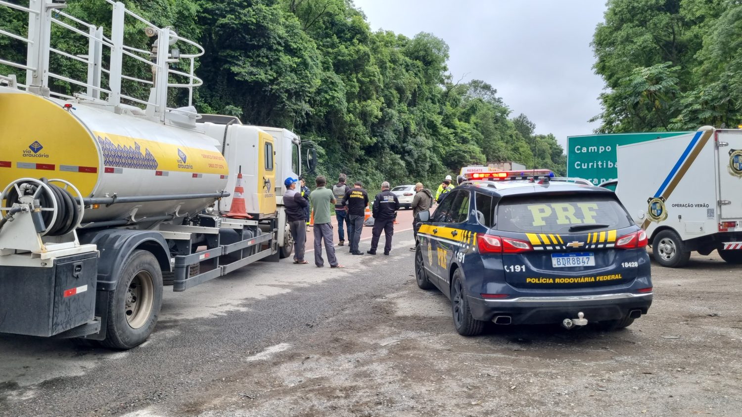 Idosa morre após ser atropelada ao atravessar a Rodovia do Café