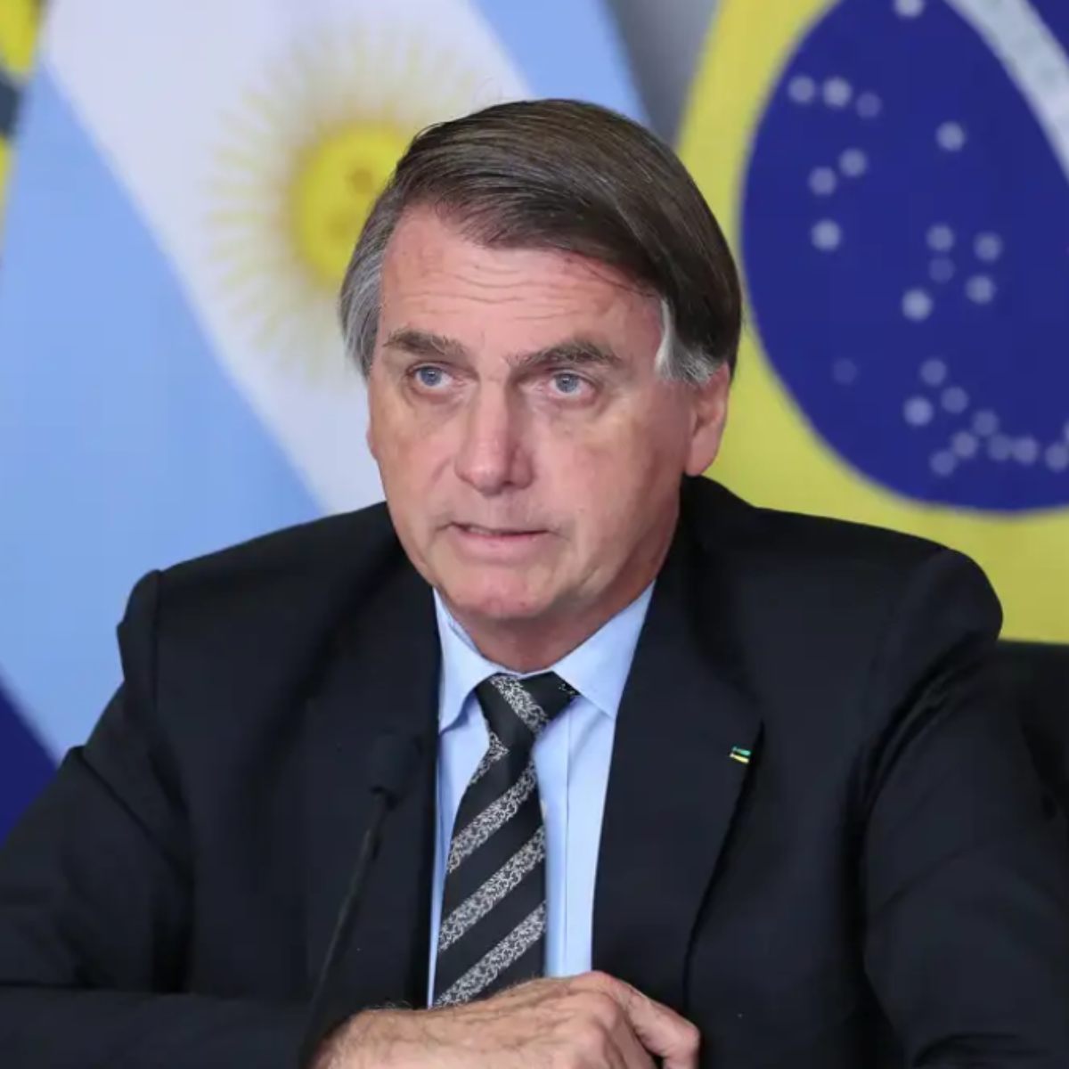 PF põe Bolsonaro como líder de organização e vê viagem aos EUA como "plano"