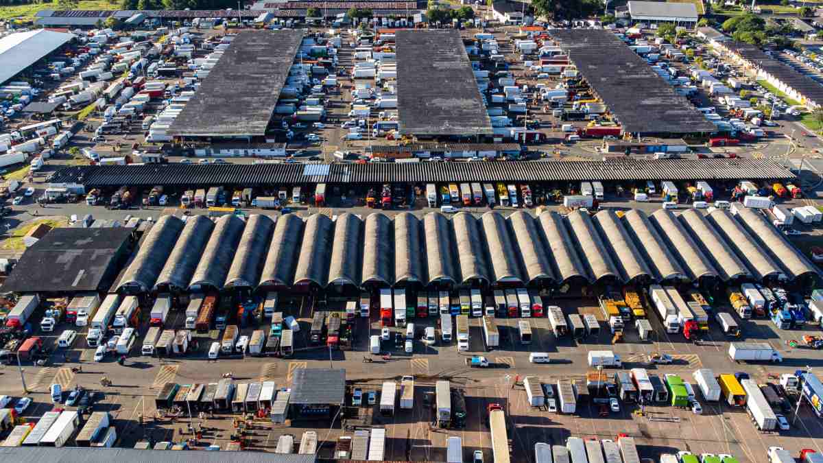 alimentos do local tem preços mais em conta