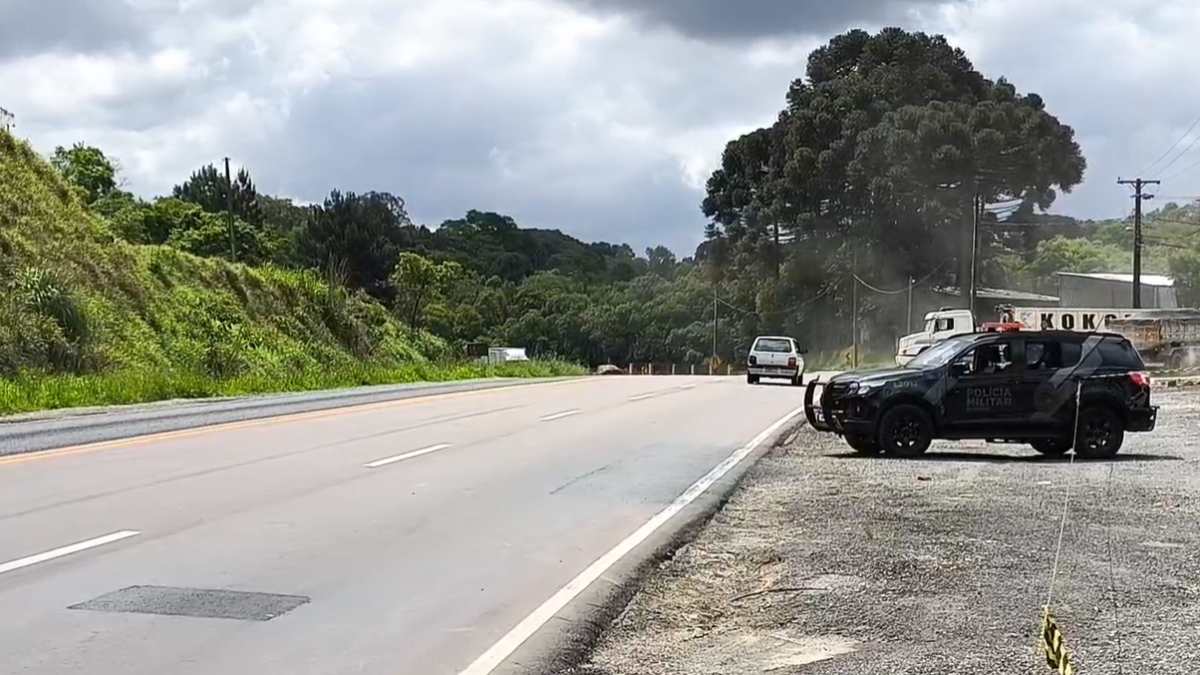 Suspeito de homicídio morre em confronto com a PM no Contorno Norte; vídeo