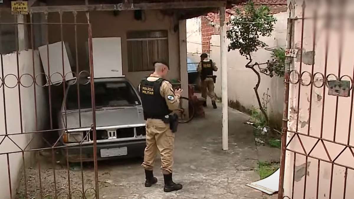 jovem encontrado morto em casa em pinhais 