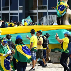 PT pede arquivamento de PL que anistia condenados pelo 8 de janeiro