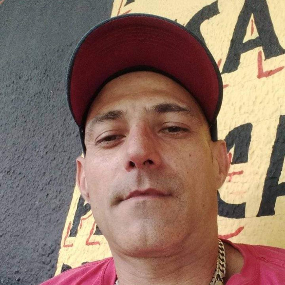 Homem é morto com 18 tiros em borracharia em Paranavaí; polícia investiga caso