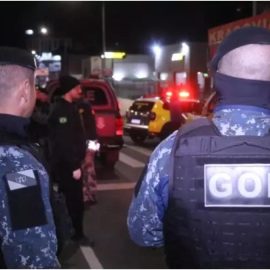 Homem morto em elevador de shopping é destaque no RIC Notícias Noite