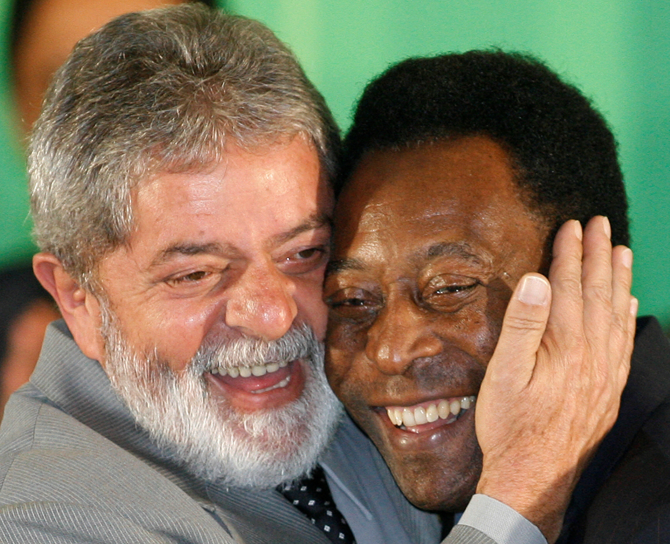  Lula sobre Pelé: 'Poucos brasileiros levaram o nome do nosso país tão longe' 